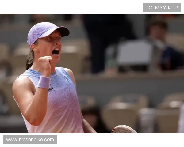 以斯瓦泰克法网26连胜纪录遭终结 无缘晋级的她惨遭对手吞蛋击败