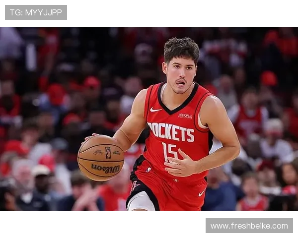 火箭半场战绩领先太阳9分阿门表现出色谢泼德状态低迷狄龙布克各有贡献