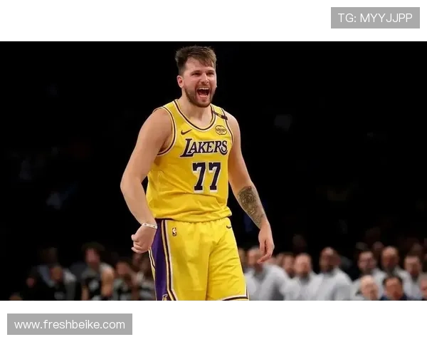 东契奇近期表现惊艳圆梦三双差之毫厘场均数据令人瞩目